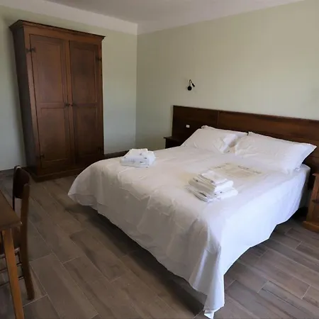 Casale Sienti'n Puo